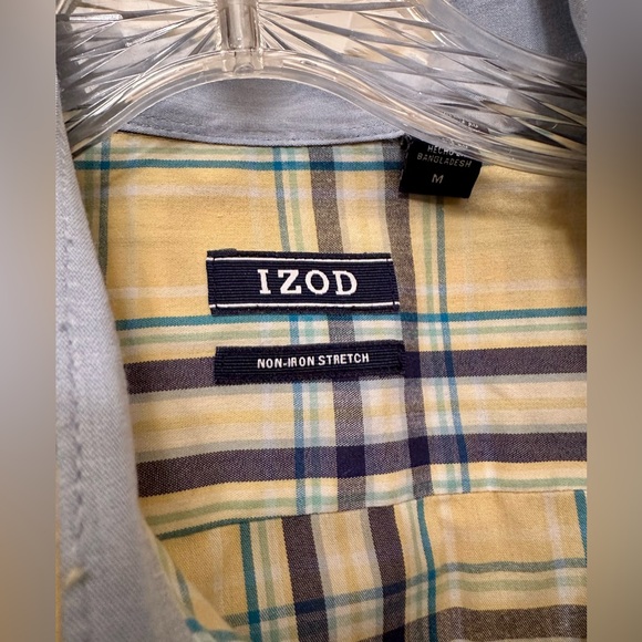 IZOD Men’s Yellow and Blue Plaid Casual Short Sleeve Shirt Size Medium - Picture 3 of 5